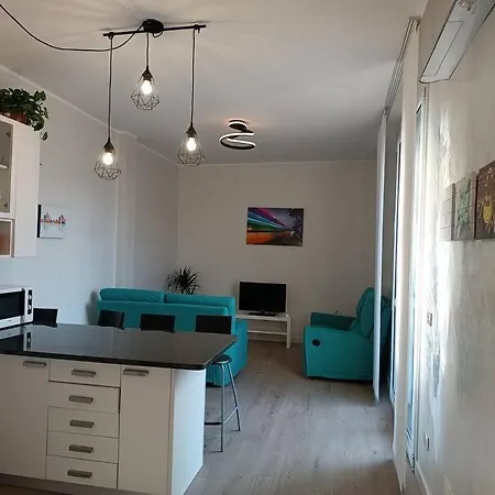 Διαμέρισμα Rainbow House *